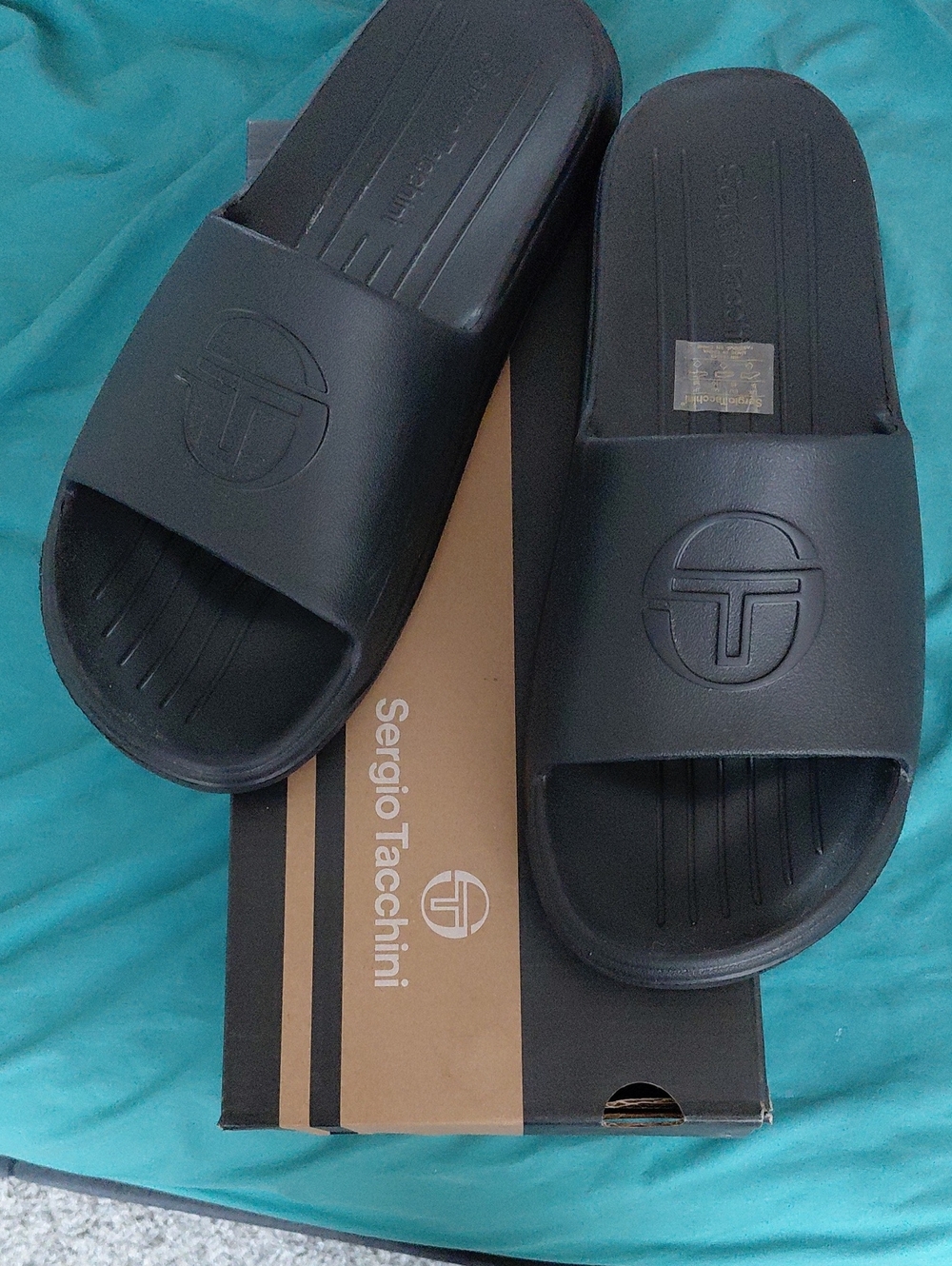 Sergio Tacchini Men’s Black Slide Sandals with Embossed Logo